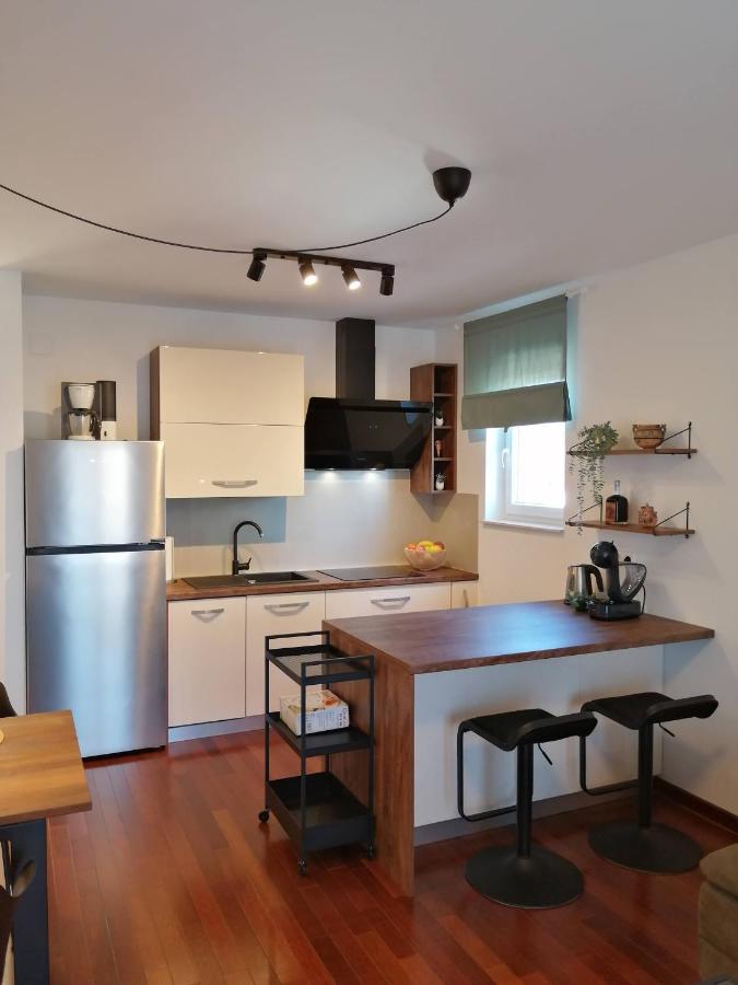 Apartment Iva Šilo Zewnętrze zdjęcie